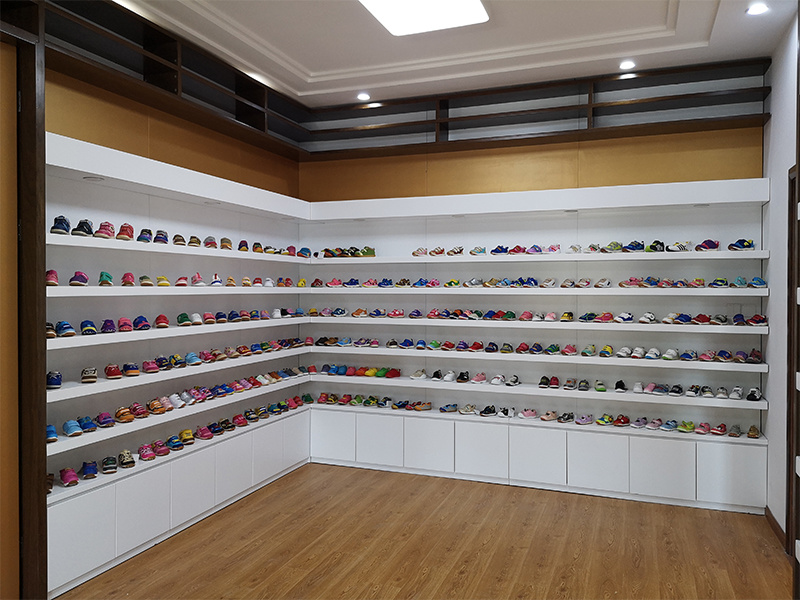 樣品間(jiān)一(yī)角